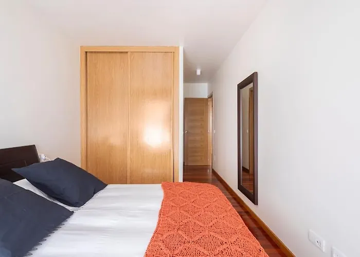 Lua דירה מיידוירו